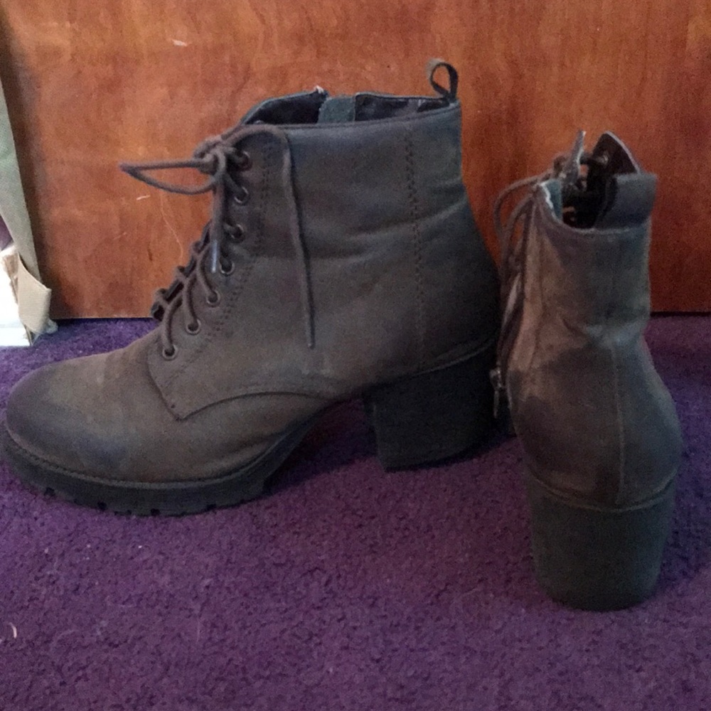 Brown lace up high heeled ankle boots - Picture 3 of 4